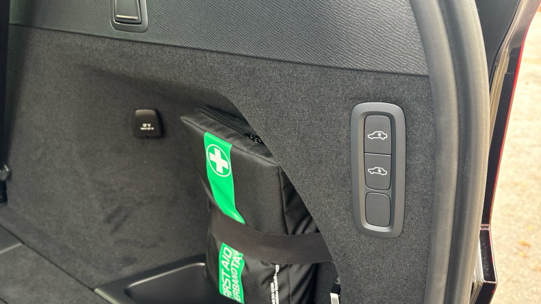 Volvo XC90 2.0 B5P Ultra Dark 5dr AWD Geartronic Petrol Estate